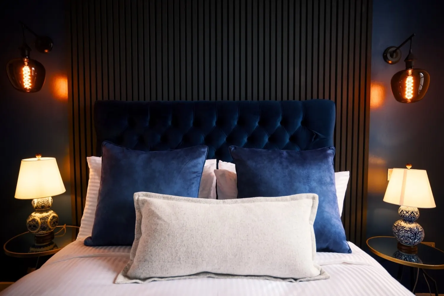 King Bedroom at City Rooms by Hiive, Worcester